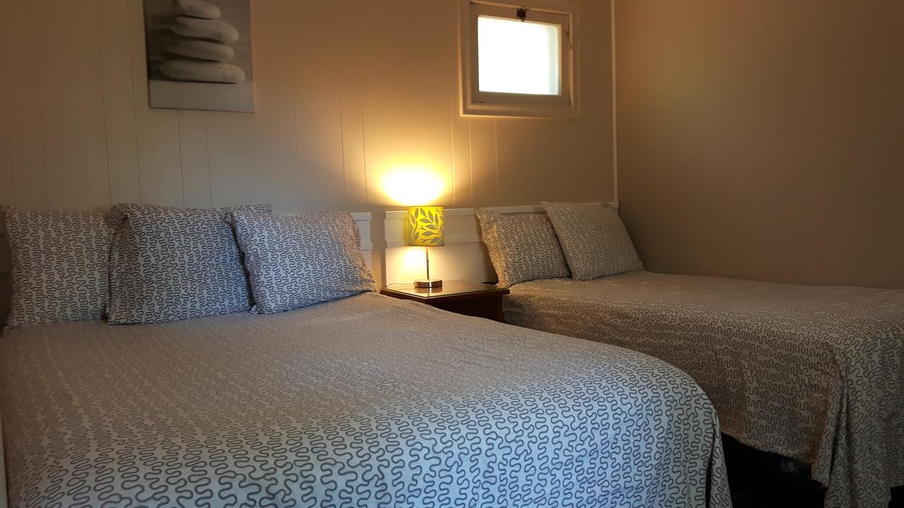 Balm Beach Resort And Motel Экстерьер фото